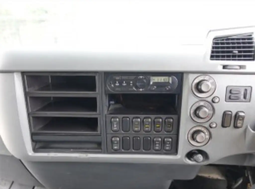 三菱 ファイター 中型/増トン ウイング ベッド TKG-FK61Fの中古トラック画像13