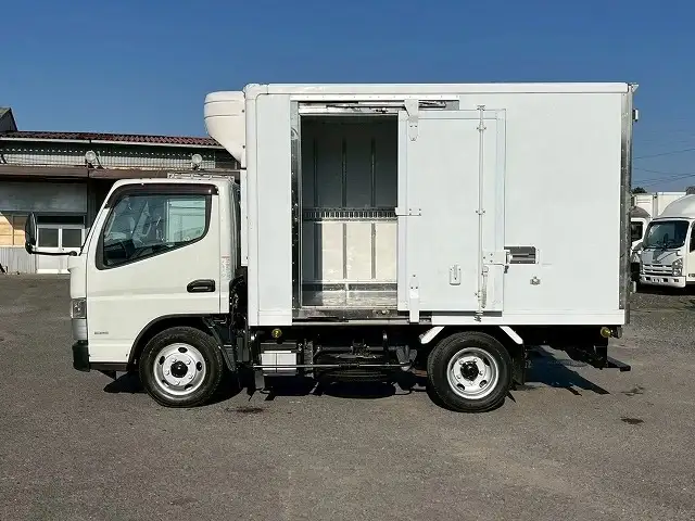 三菱 キャンター 小型 冷凍冷蔵 低温 サイドドアの中古トラック画像6