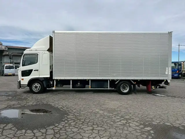 日野 レンジャー 中型/増トン アルミバン パワーゲート エアサスの中古トラック画像5