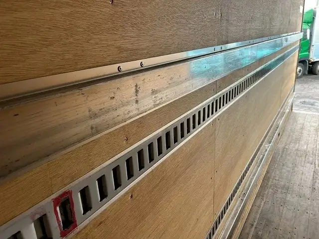 日野 レンジャー 中型/増トン アルミバン パワーゲート エアサスの中古トラック画像10