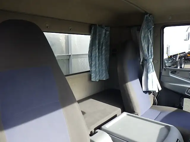三菱 ファイター 中型/増トン 平ボディ アルミブロック ベッドの中古トラック画像10