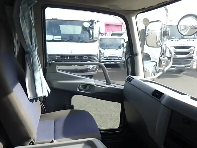 三菱 ファイター 中型/増トン 平ボディ アルミブロック ベッドの中古トラック画像11