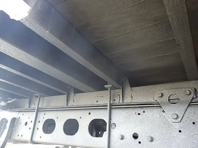 三菱 ファイター 中型/増トン 平ボディ アルミブロック ベッドの中古トラック画像18