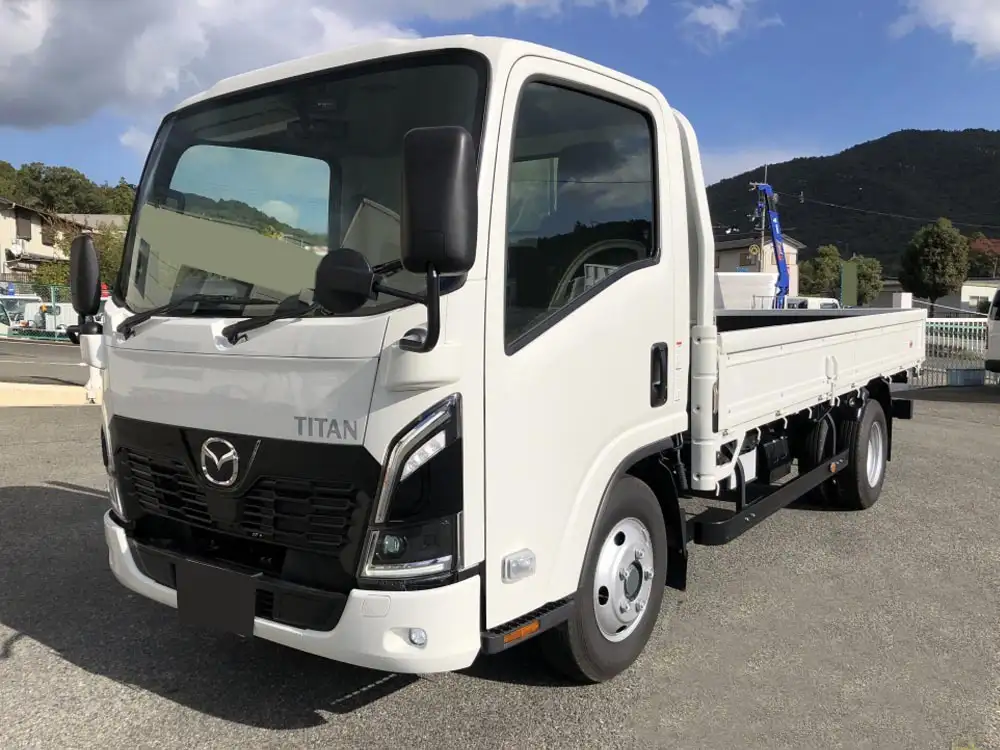 マツダ タイタン 小型 平ボディ 2RG-LMR88C R6 の中古トラック【車両No.200716】