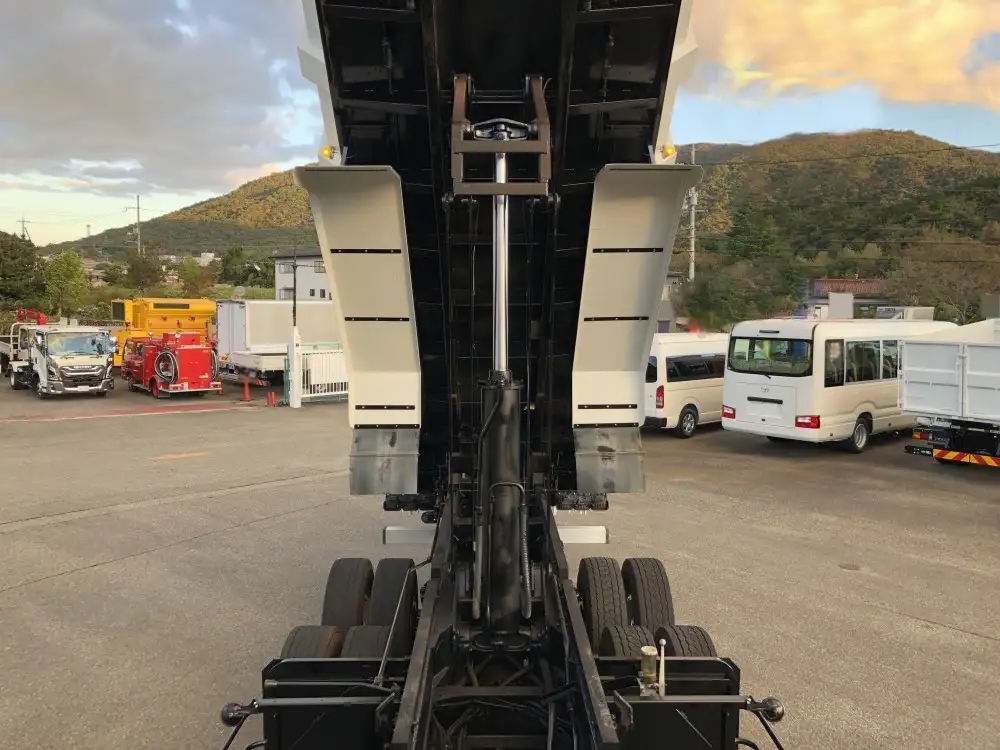 日野 プロフィア 大型 ダンプ 土砂禁 ベッドの中古トラック画像14