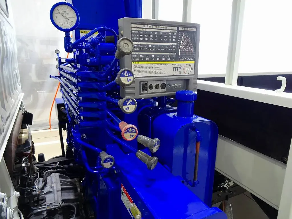 日野 デュトロ 小型 クレーン付 4段 ラジコンの中古トラック画像10