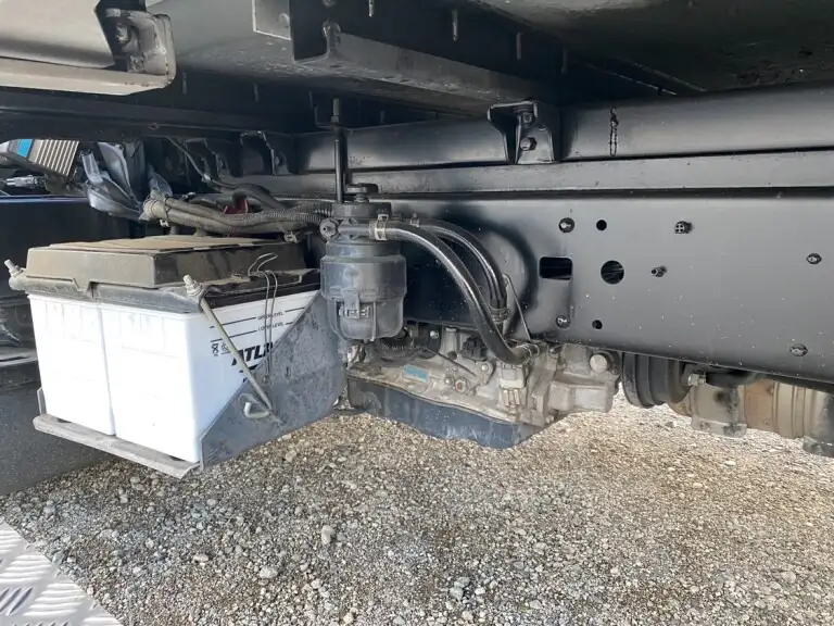 トヨタ ダイナ 小型 アルミバン サイドドア 3枚観音の中古トラック画像16