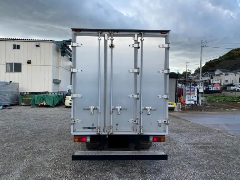 トヨタ ダイナ 小型 アルミバン サイドドア 3枚観音の中古トラック画像5