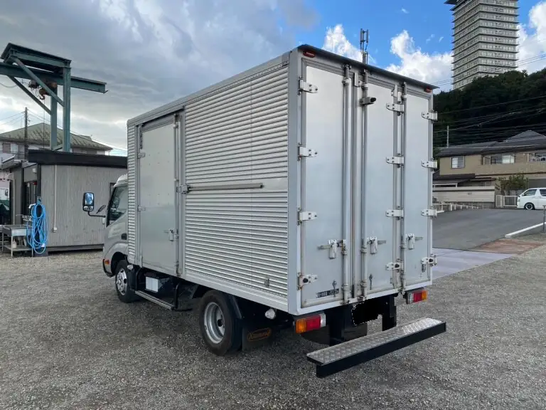 トヨタ ダイナ 小型 アルミバン サイドドア 3枚観音の中古トラック画像6