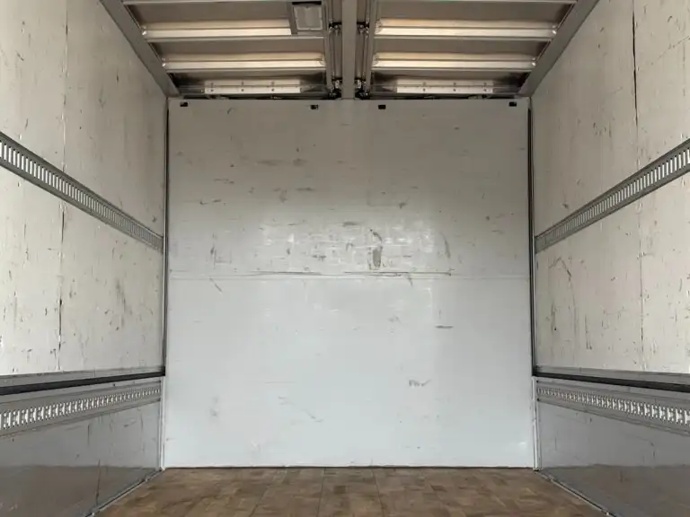 三菱 ファイター 中型/増トン ウイング パワーゲート ベッドの中古トラック画像9