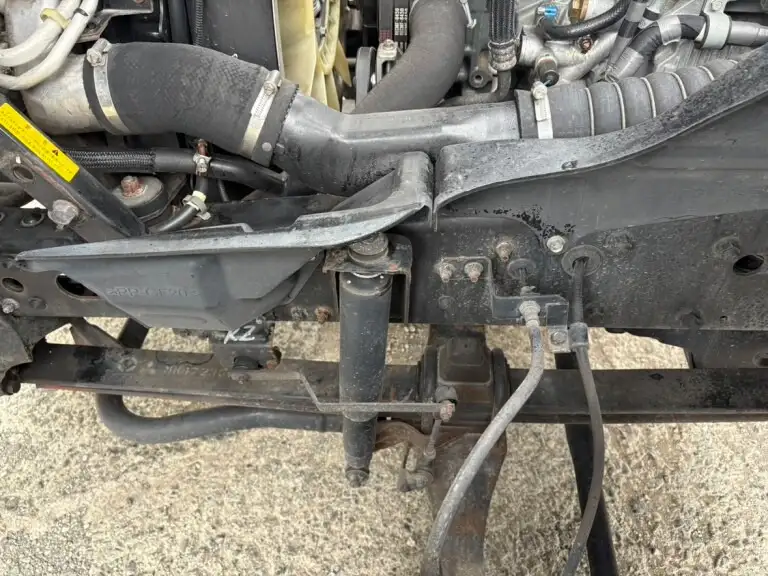 三菱 ファイター 中型/増トン ウイング パワーゲート ベッドの中古トラック画像18