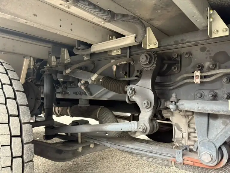 日産UD クオン 大型 ウイング エアサス 2PG-CG4FAの中古トラック画像15