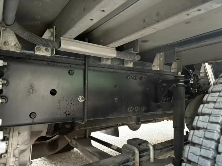 日産UD クオン 大型 ウイング ハイルーフ エアサスの中古トラック画像16