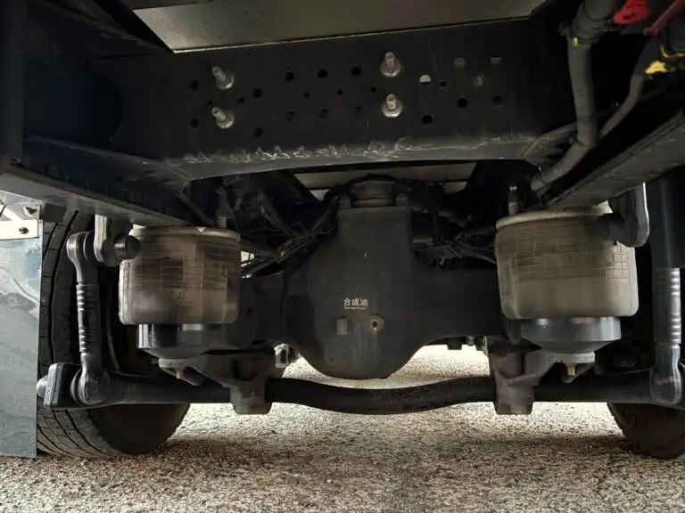 日産UD クオン 大型 ウイング ハイルーフ エアサスの中古トラック画像18