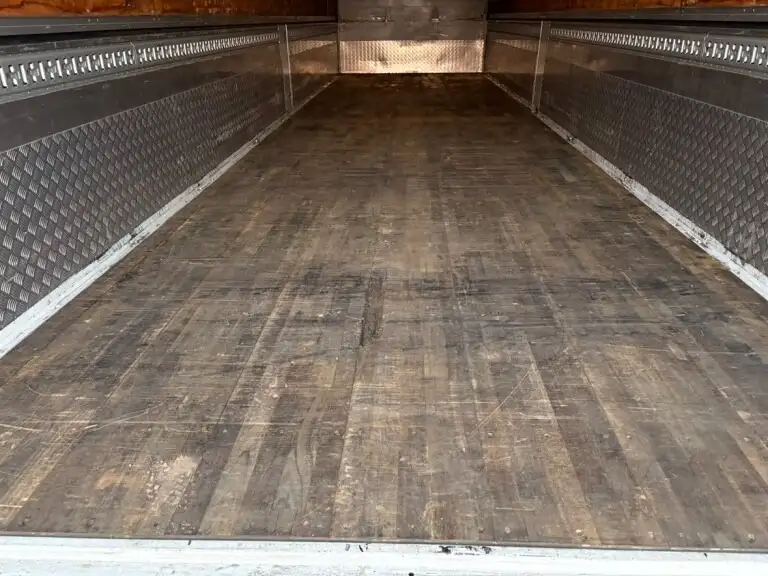 日産UD クオン 大型 ウイング ハイルーフ エアサスの中古トラック画像8