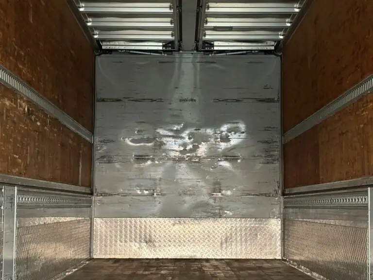 日産UD クオン 大型 ウイング ハイルーフ エアサスの中古トラック画像7