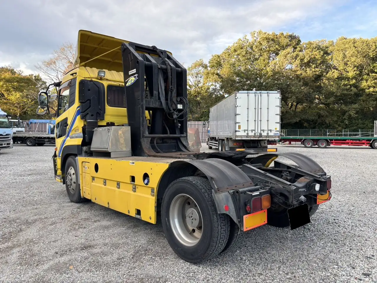 日産UD クオン 大型 トラクター 1デフ ベッドの中古トラック画像4