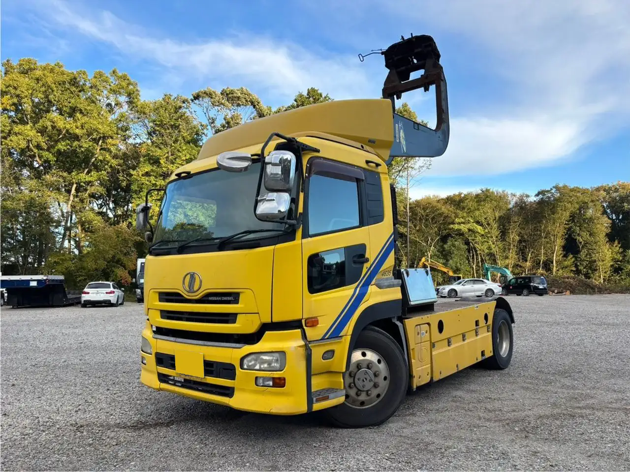 日産UD クオン 大型 トラクター 1デフ ベッド の中古トラック【車両No.200765】