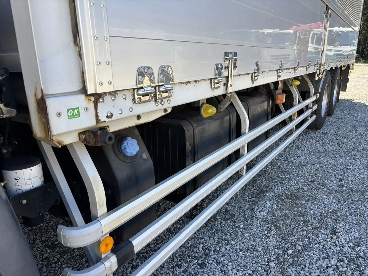 日産UD クオン 大型 ウイング ハイルーフ エアサスの中古トラック画像16