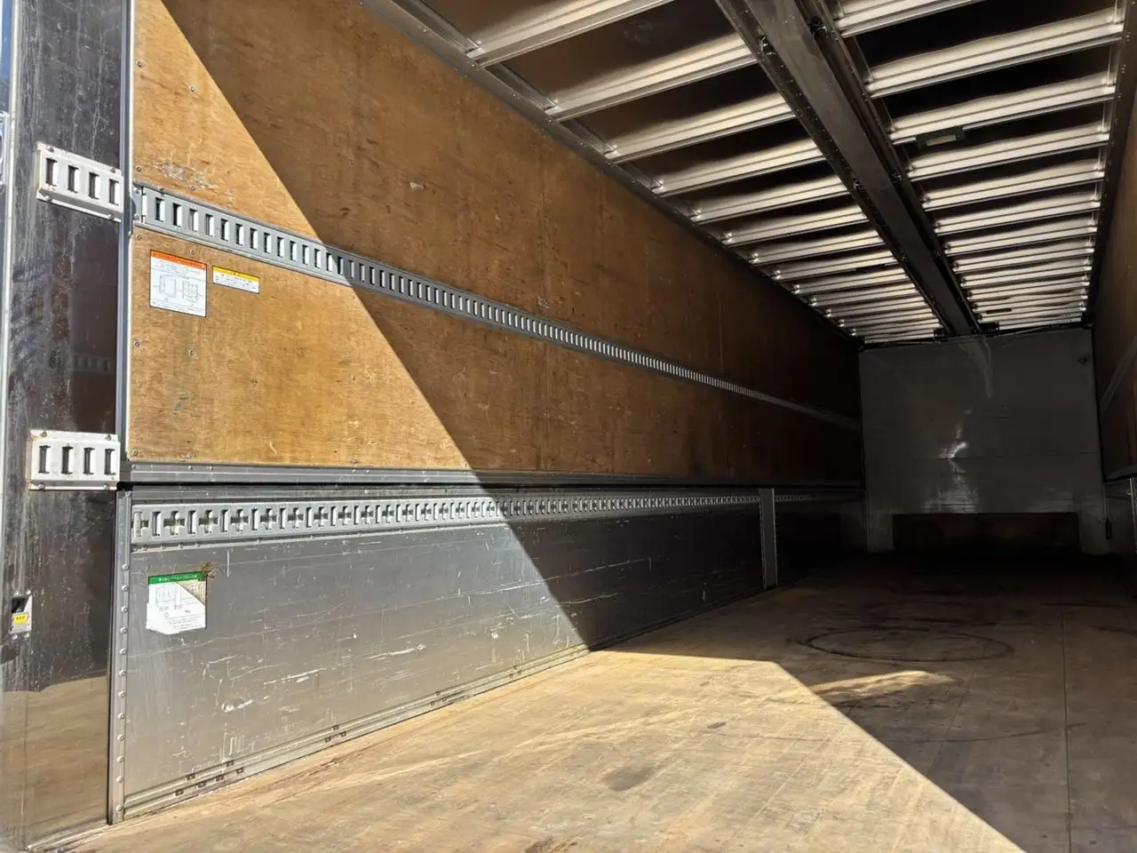 日産UD クオン 大型 ウイング ハイルーフ エアサスの中古トラック画像7