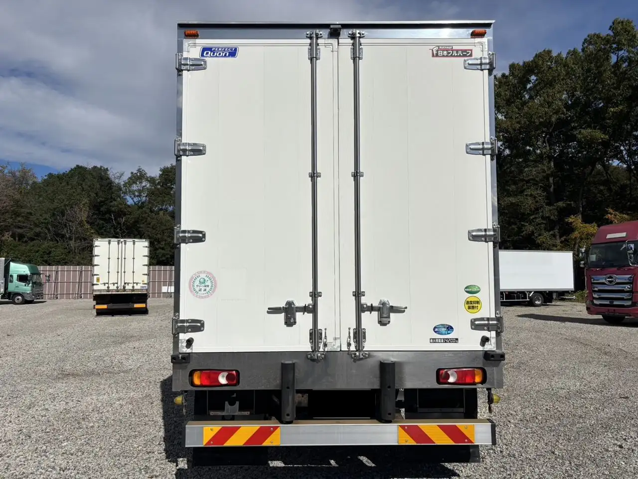 日産UD クオン 大型 ウイング ハイルーフ エアサスの中古トラック画像4