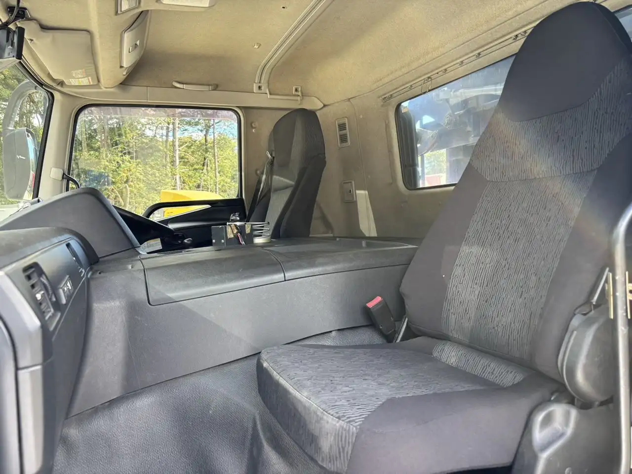 三菱 スーパーグレート 大型 ダンプ 土砂禁 天蓋付きの中古トラック画像11