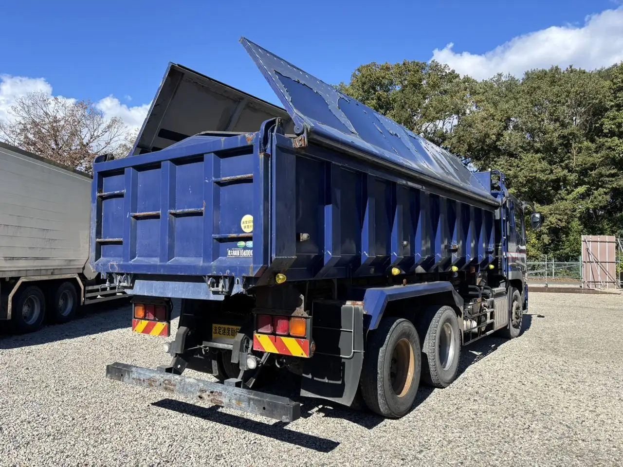 三菱 スーパーグレート 大型 ダンプ 土砂禁 天蓋付きの中古トラック画像3