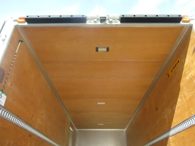 日野 レンジャー 中型/増トン アルミバン パワーゲート サイドドアの中古トラック画像9