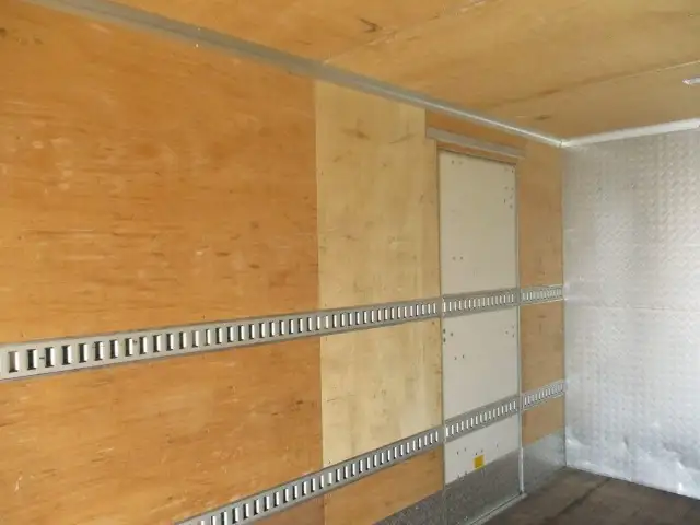 日野 レンジャー 中型/増トン アルミバン パワーゲート サイドドアの中古トラック画像10