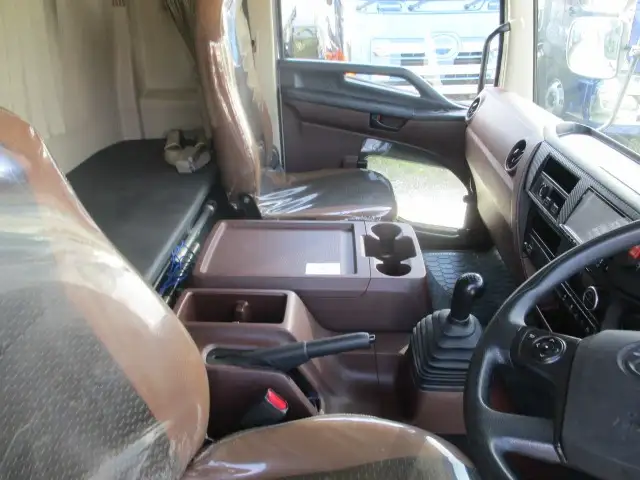 日野 レンジャー 中型/増トン アルミバン パワーゲート サイドドアの中古トラック画像12