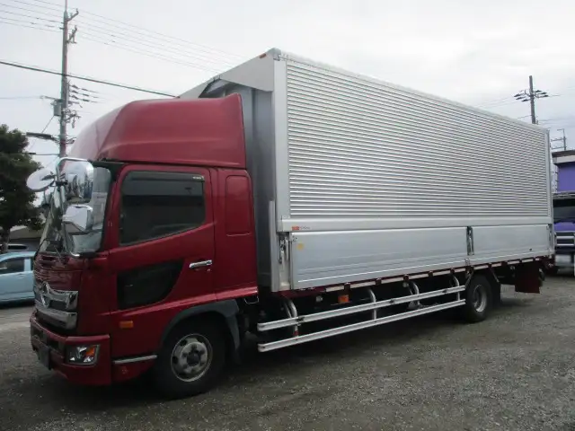 日野 レンジャー 中型/増トン ウイング 床鉄板 ベッド の中古トラック【車両No.200887】