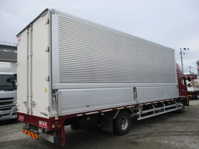 日野 レンジャー 中型/増トン ウイング 床鉄板 ベッドの中古トラック画像4