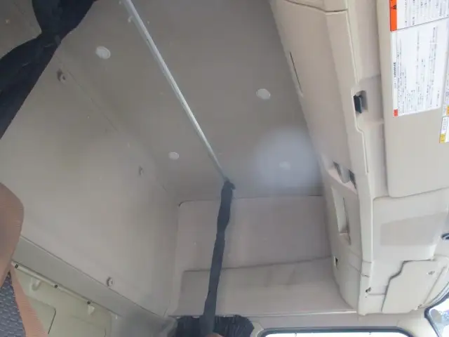 日野 レンジャー 中型/増トン ウイング 床鉄板 ベッドの中古トラック画像14