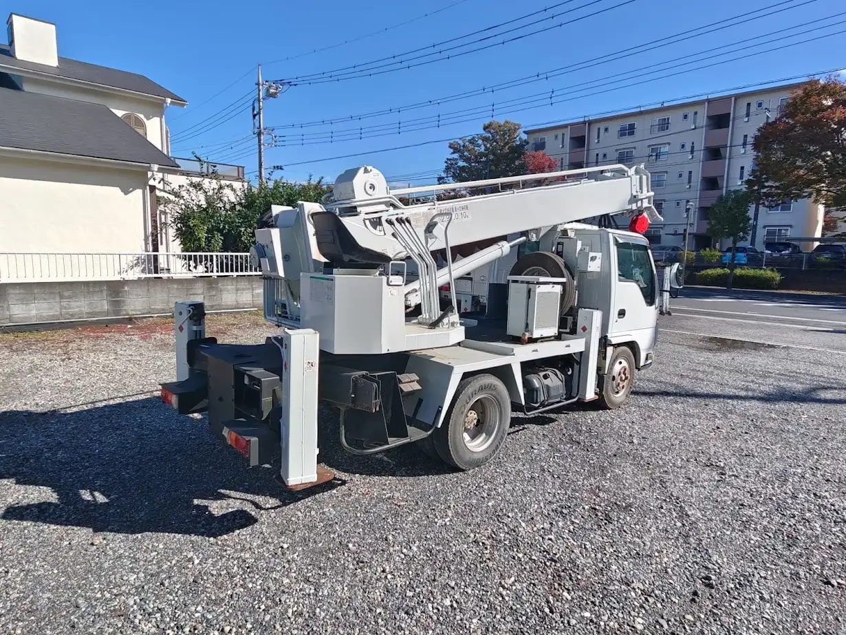 いすゞ エルフ 小型 高所・建柱車 建柱車 TKG-NKR85Nの中古トラック画像3