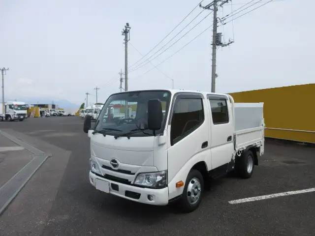日野 デュトロ 小型 平ボディ Wキャブ パワーゲート の中古トラック【車両No.200877】