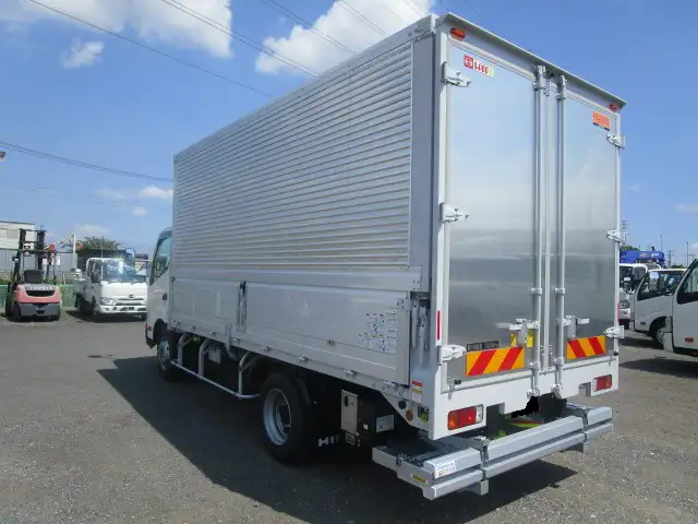 日野 デュトロ 小型 ウイング パワーゲート 2KG-XZU710Mの中古トラック画像5