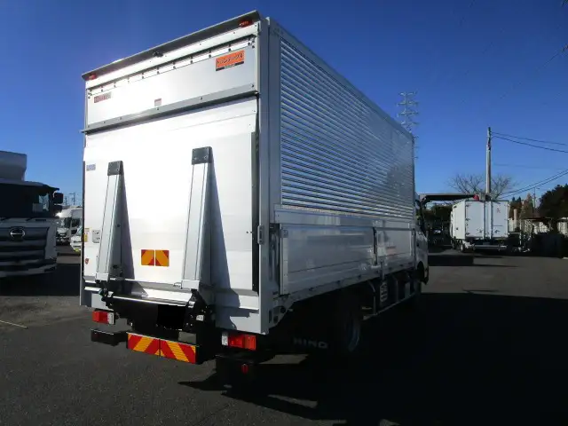 日野 デュトロ 小型 ウイング パワーゲート 2KG-XZU710Mの中古トラック画像3