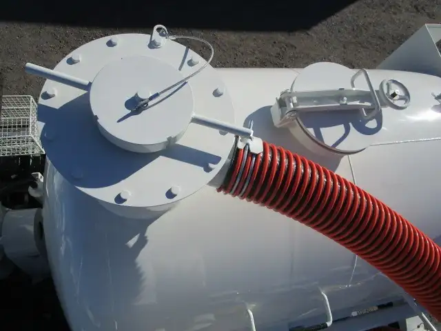 日野 レンジャー 中型/増トン タンク車 汚泥吸引車 2PG-FD2ABAの中古トラック画像8