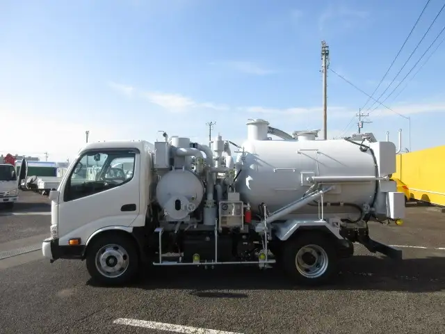 日野 デュトロ 小型 タンク車 汚泥吸引車 2PG-XZU640Fの中古トラック画像5
