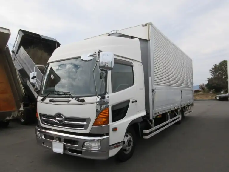 日野 レンジャー 中型/増トン ウイング エアサス ベッド の中古トラック【車両No.200895】