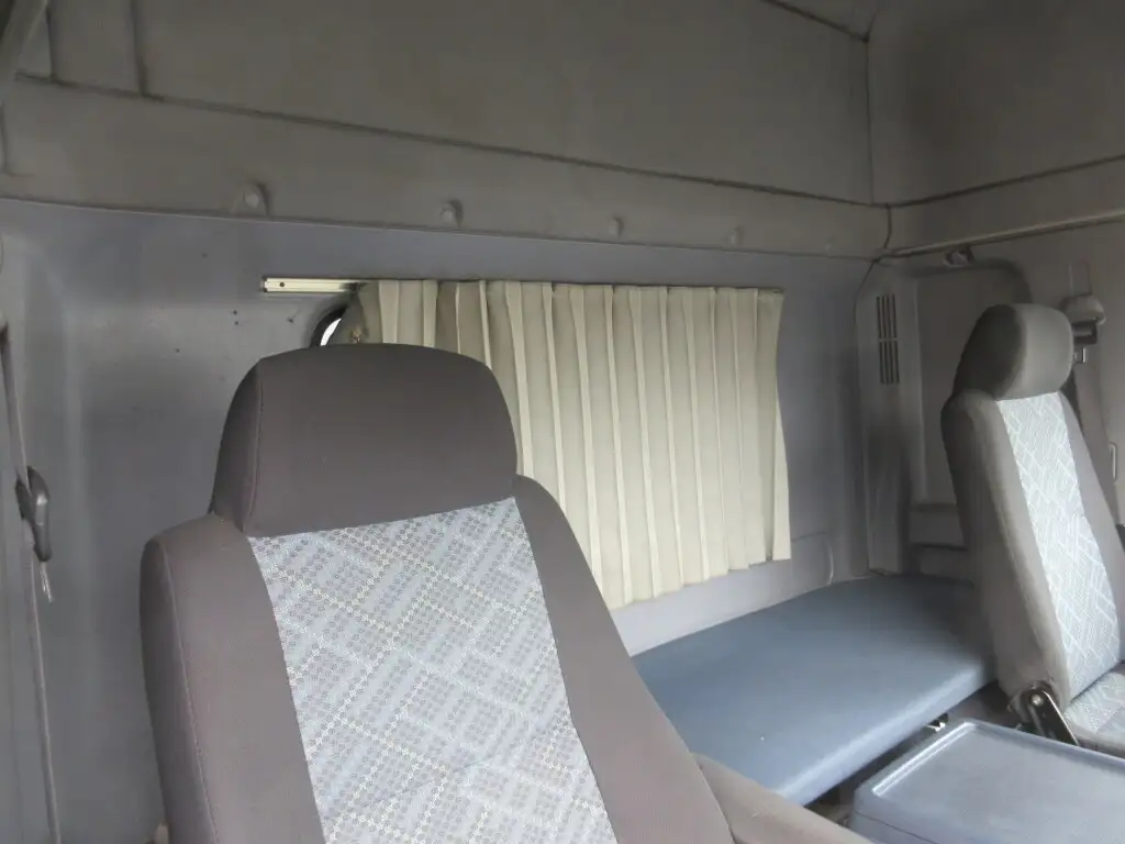 日野 レンジャー 中型/増トン ウイング エアサス ベッドの中古トラック画像15