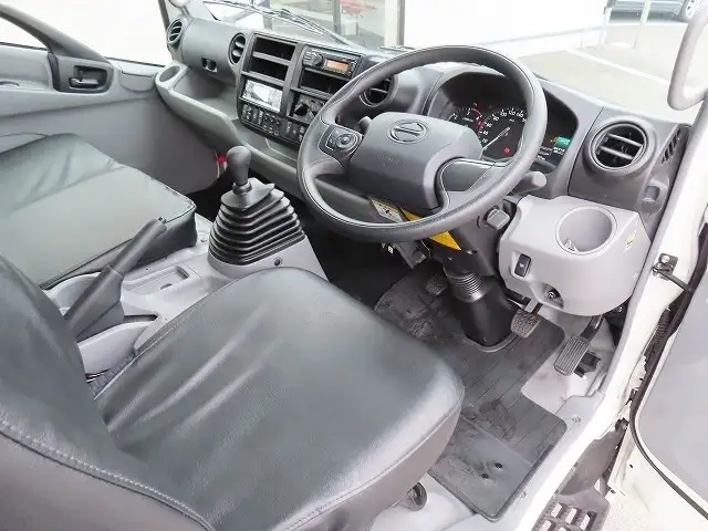 日野 デュトロ 小型 冷凍冷蔵 低温 パワーゲートの中古トラック画像12