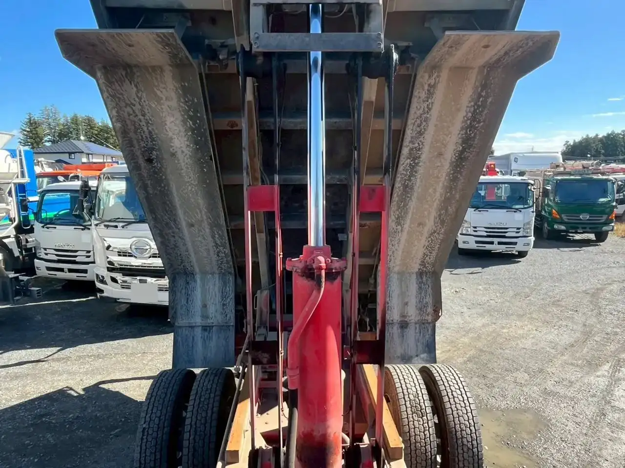 いすゞ ギガ 大型 ダンプ コボレーン ベッドの中古トラック画像16