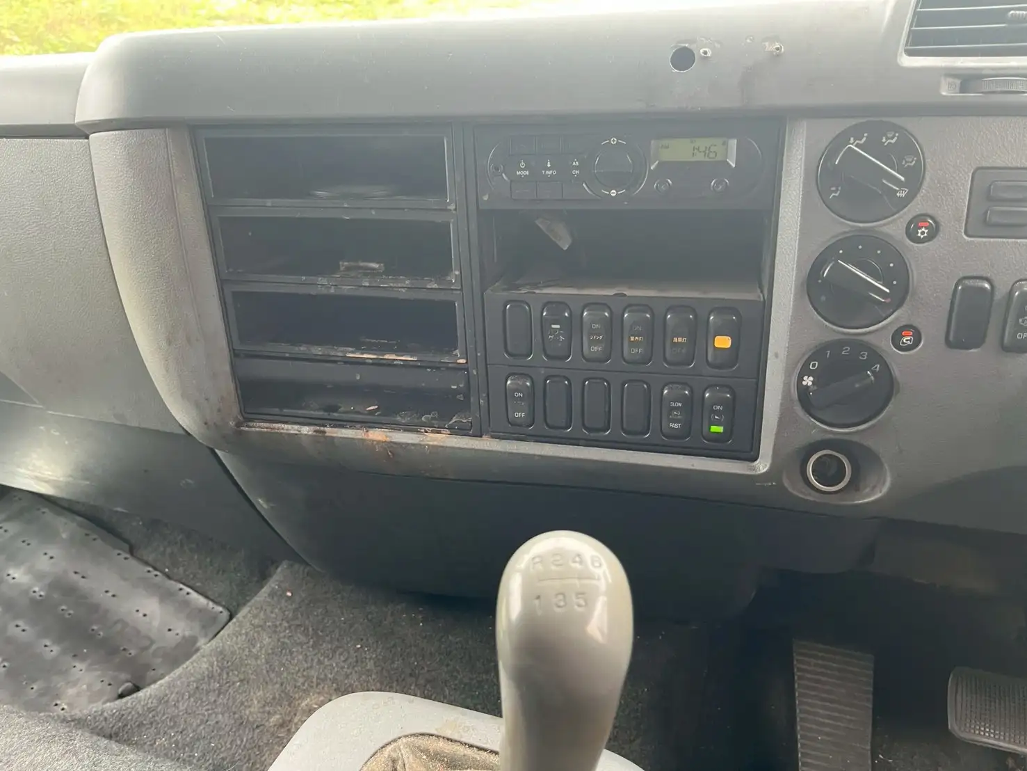 三菱 ファイター 中型/増トン ウイング パワーゲート ベッドの中古トラック画像14