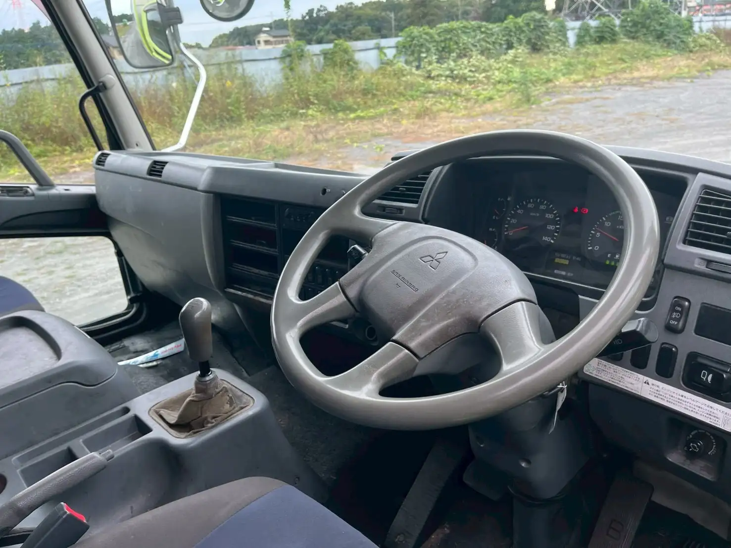 三菱 ファイター 中型/増トン ウイング パワーゲート ベッドの中古トラック画像12