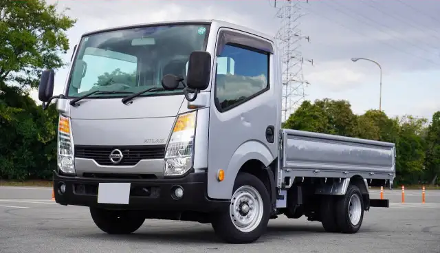 日産 アトラス 小型 平ボディ CBF-SQ2F24 H28 の中古トラック【車両No.200927】