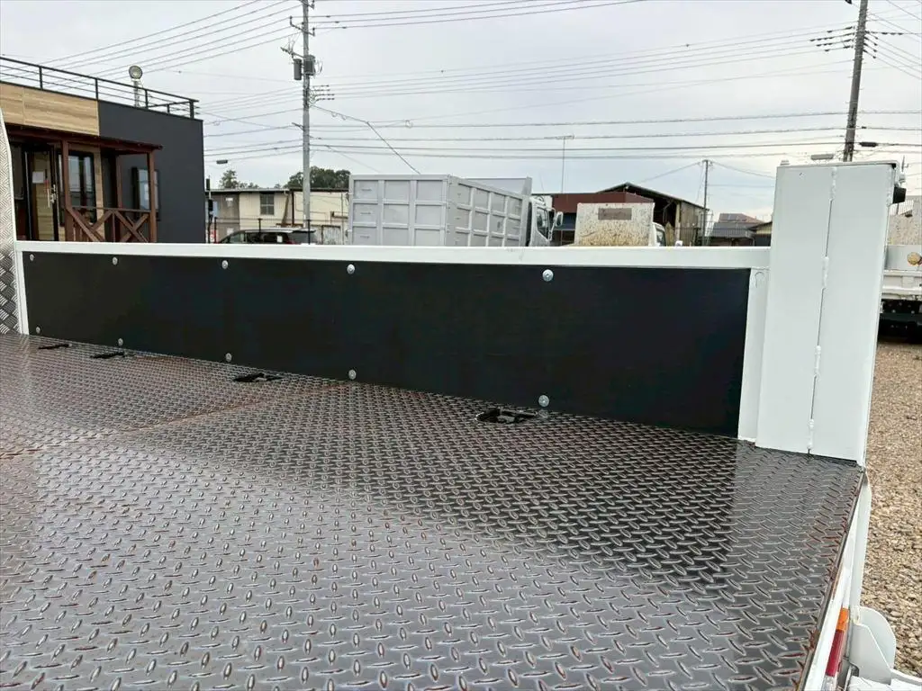 三菱 キャンター 小型 平ボディ パワーゲート 床鉄板の中古トラック画像10