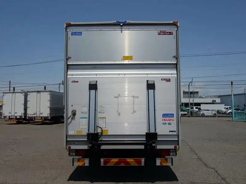 いすゞ フォワード 中型/増トン ウイング パワーゲート エアサスの中古トラック画像4