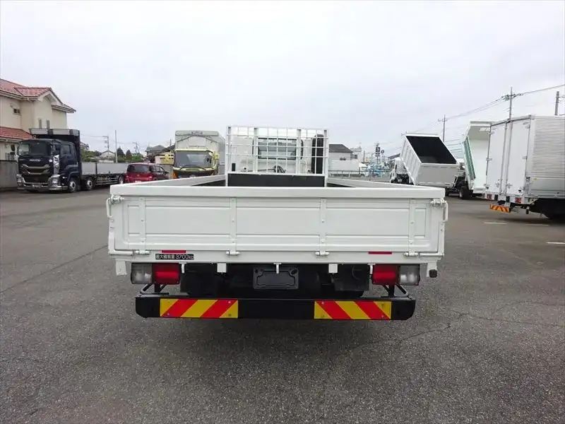 日野 レンジャー 中型/増トン 平ボディ ベッド 2KG-FD2ABAの中古トラック画像4