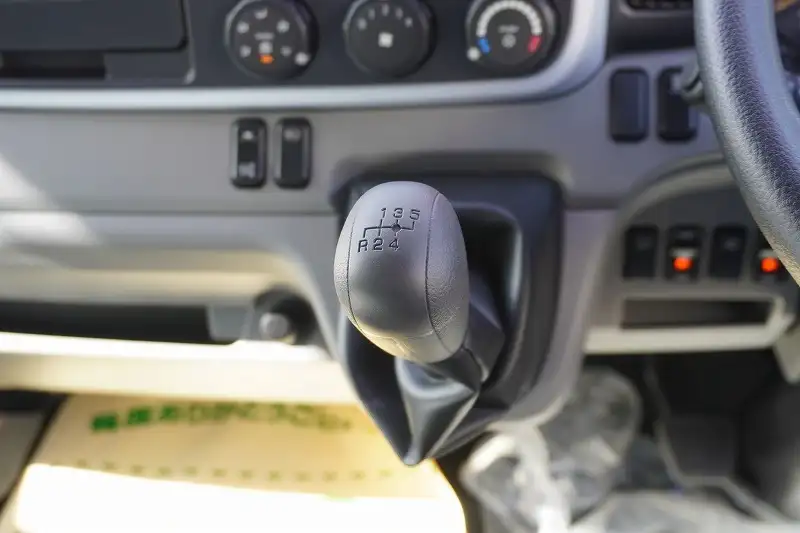 三菱 キャンター 小型 ウイング 2RG-FEB50 R5の中古トラック画像14